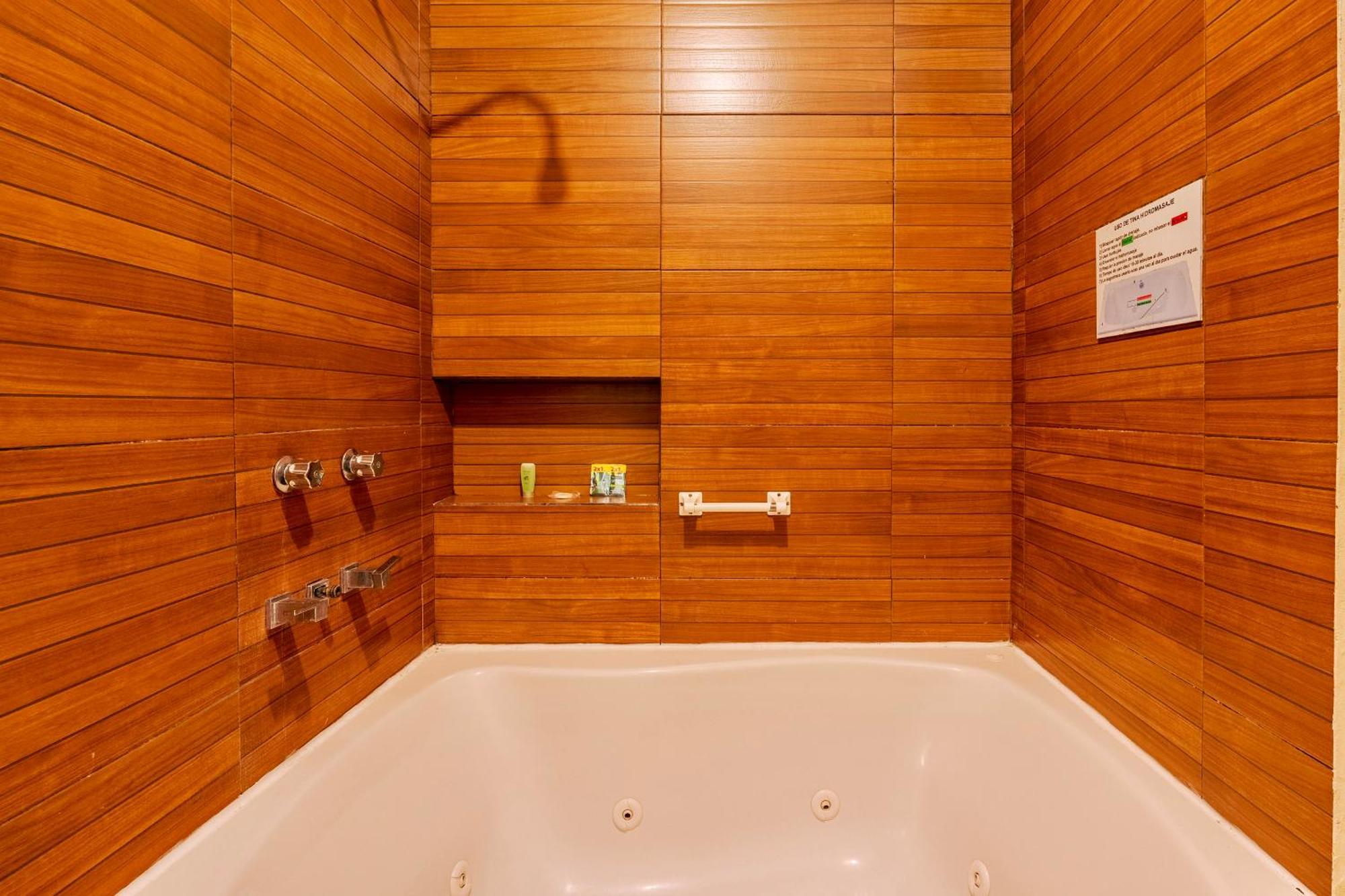 Loft Arte Y Diseno Alberca Climatizada, Amenidades Y Lujo, Terraza Privada Con Asador De Carbon, Cuernavaca Somos Los Unicos Que Te Ofrecemos Para Tu Uso Personal Y Exclusivo 2 Jacuzzis Con Agua Caliente Y Sistema De Hidromasaje Tipo Spa المظهر الخارجي الصورة